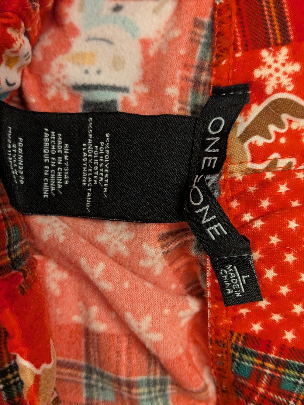 one 5 one Red Holiday Patchwork Leggings - Picture 5 of 6